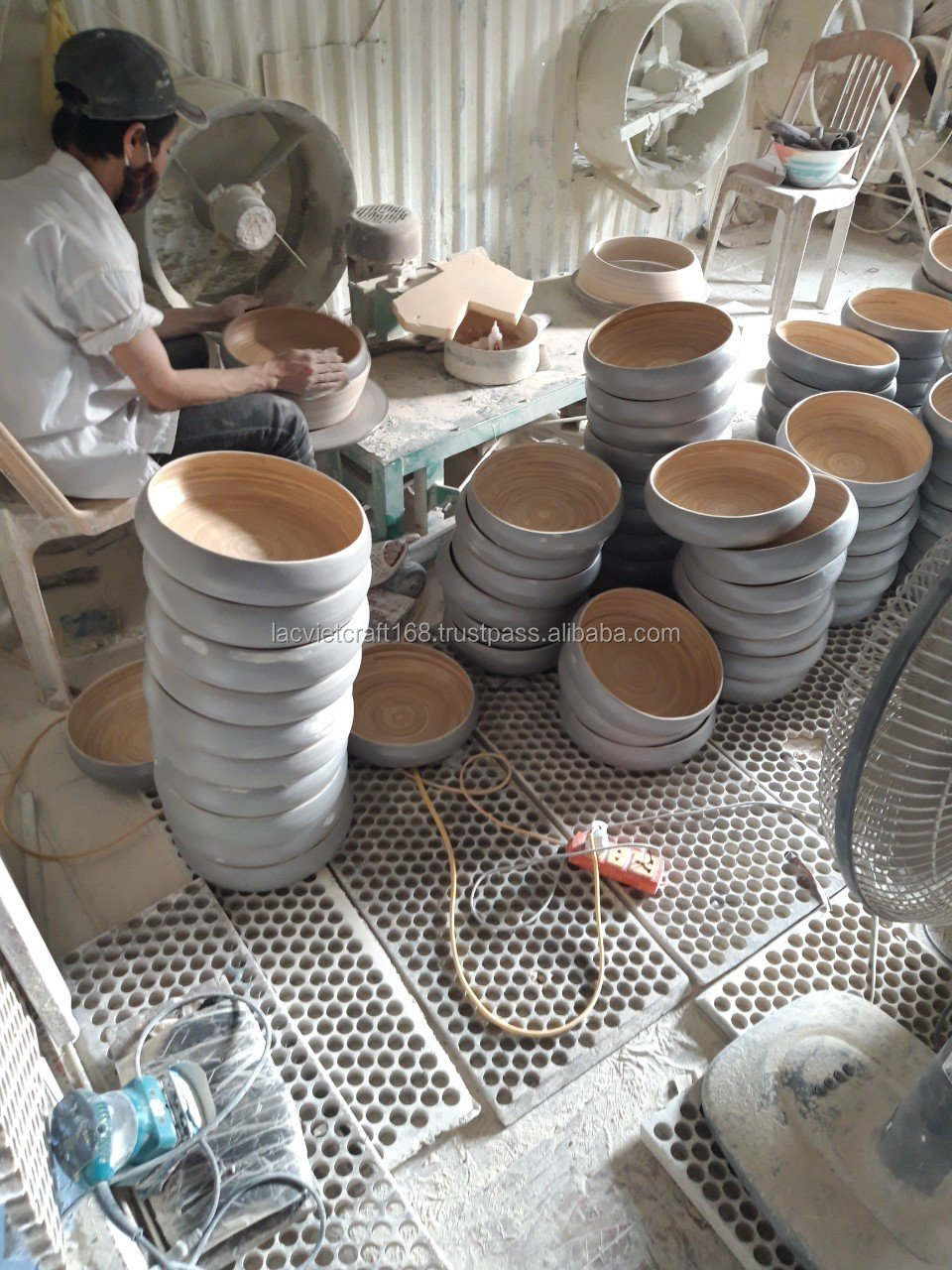 Wholesale Set 3 Spun Bamboo Salad Bowls Handmade 100% Eco-Friendly Silver Classic Polished Design Custom Logo Size Made Vietnam