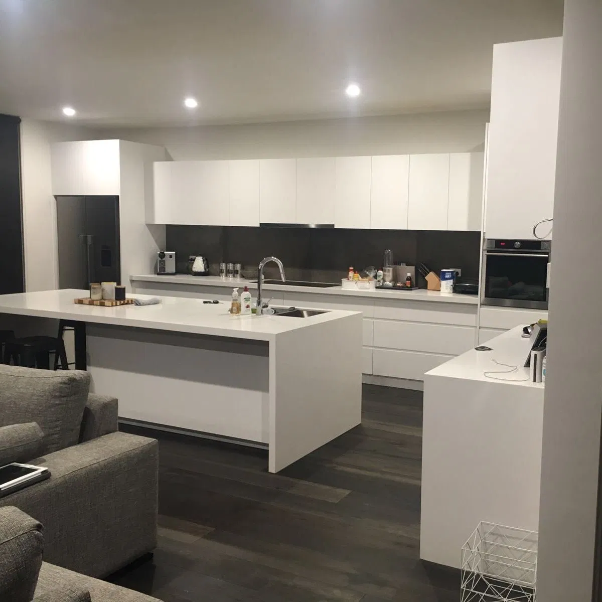 Australia Modern High Gloss White Lacquer MDF Modular Custom Whole House Cabinets Customization and Kitchen Furniture