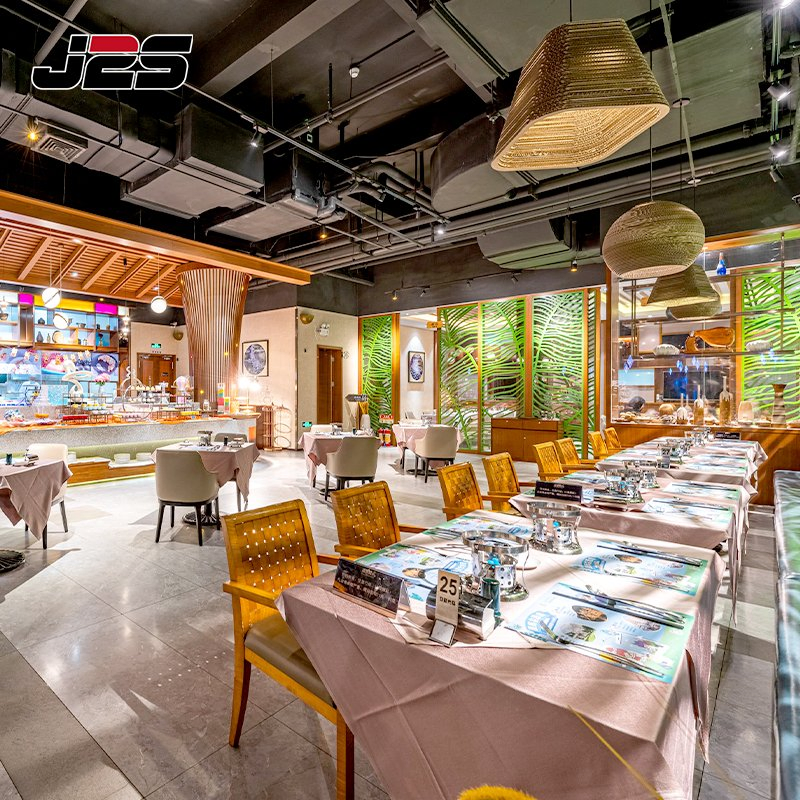 J2s Chaise De Restaurant Table Restaurant Furniture Solid Wood Armchair Table Set Wedding Banquet Hall Event Hotel