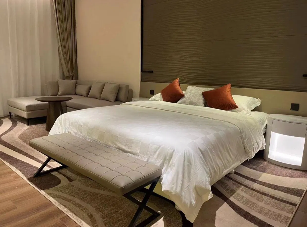 New Design 5 Star Luxury Modern Customized Prefabricated Wooden Marriott Hotel Bedroom Construction &amp; Decoration Furniture Designs for Five-Star Hotel Suites