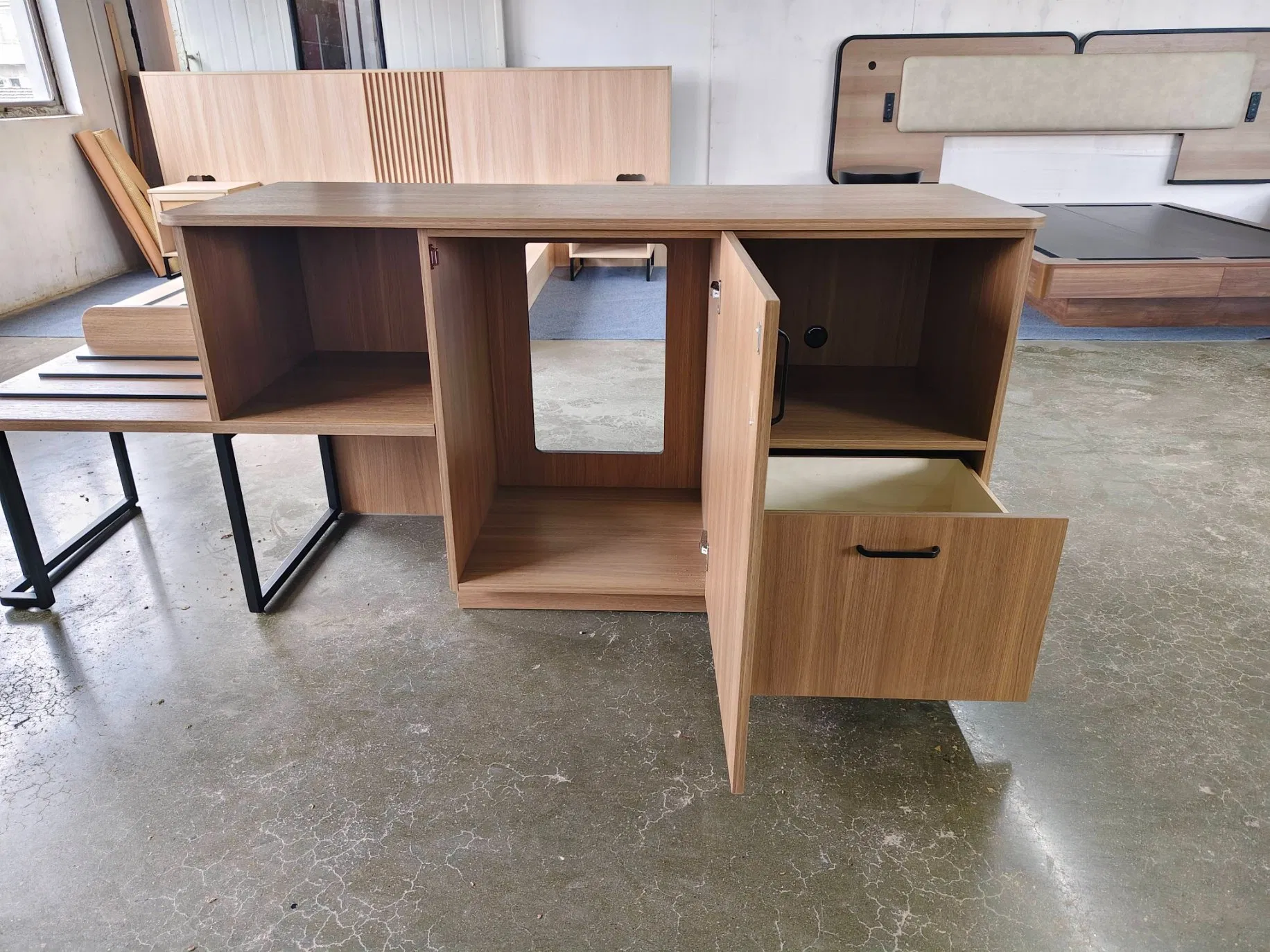 Hampton Inn Factory Customized Luxury Modern 5 Star Hotel Bedroom Furniture