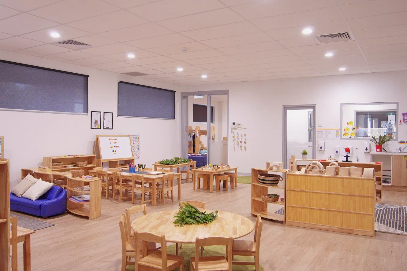 Modern Kindergarten and Preschool School Classroom Student Furniture, Kids Furniture Wooden Children Furniture, Nursery and Daycare Baby Furniture