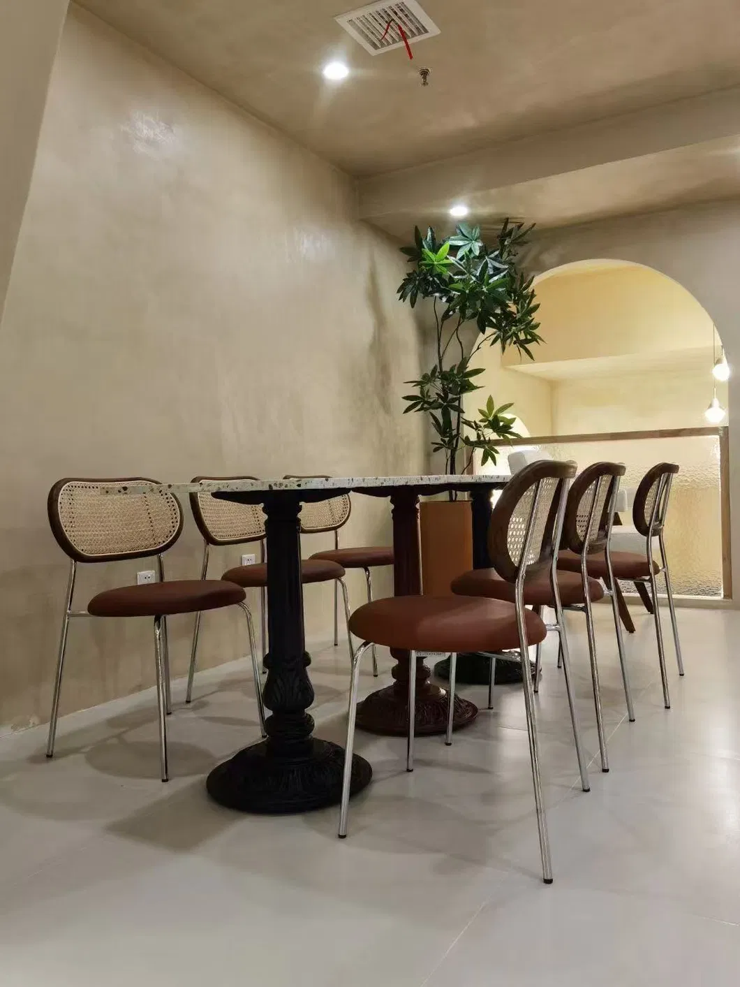 Featured Table Bases