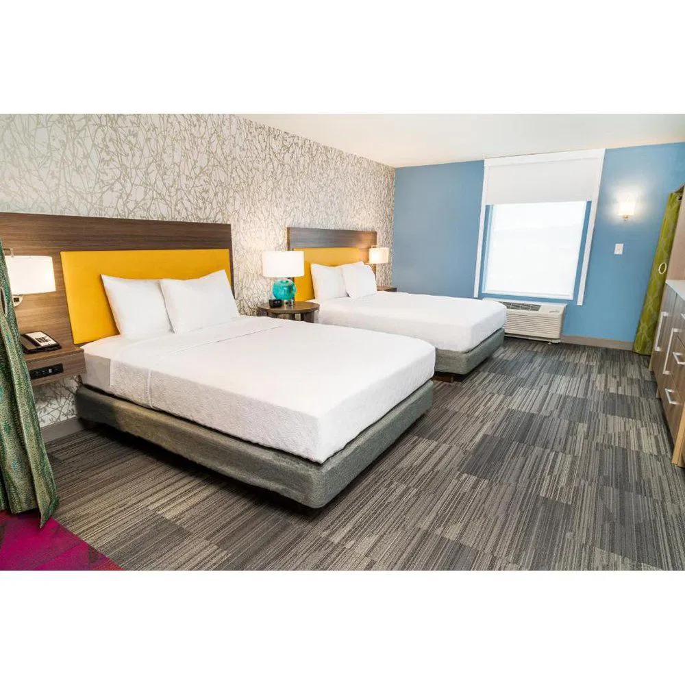 China Wholesale 5 Star Luxury Living Room Sofa Solid Wood Furniture Modern Bedroom Bed Wooden Hotel Furniture