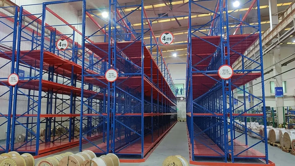 Estantería de paletas de acero Vna de alta densidad personalizada para almacén Q235 Q355
