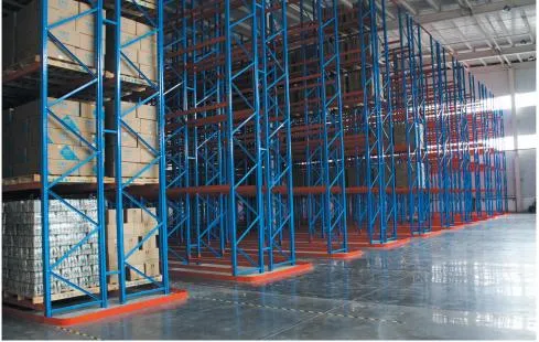 Estantería de palets de pasillo muy estrecho, estantería selectiva de alta resistencia, estantería VNA ajustable para almacenamiento industrial en almacenes