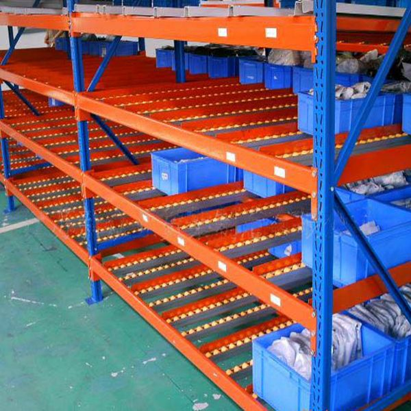 Estanterías de acero robustas para una mayor capacidad de almacenamiento y eficiencia