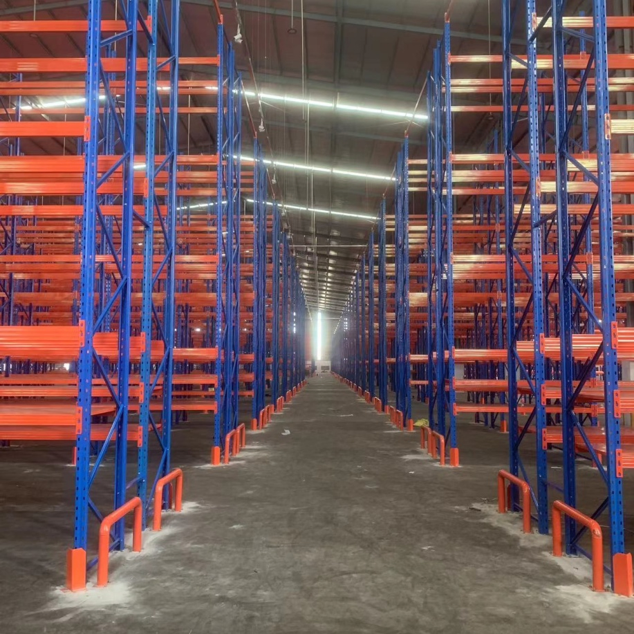 Estante de paletas de rodillos de flujo gravitacional selectivo robusto formado en rollo de fábrica para acoplamiento cruzado