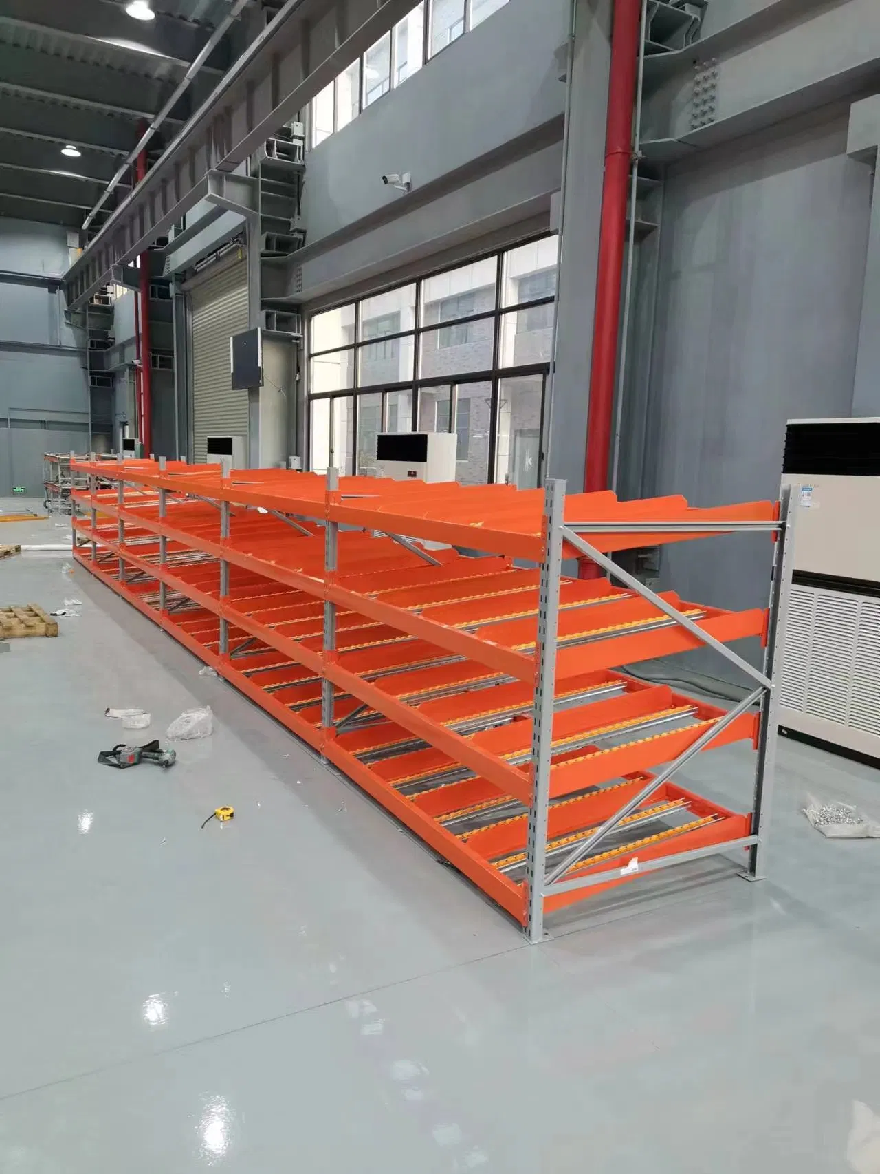 Estanterías de acero de alta resistencia para soluciones eficientes de espacio industrial