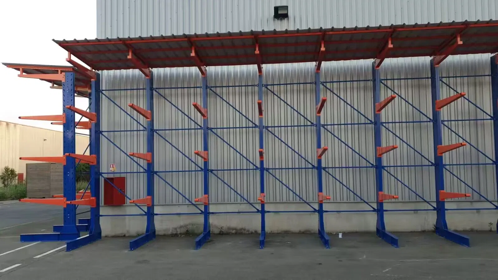 Excelente calidad estantería cantilever de acero sistema de estantes de metal brazo único estantería cantilever de acero de alta resistencia para almacenamiento en almacén