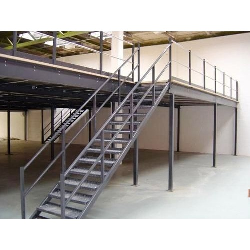 SP092 Sistema de estanterías de gran capacidad con soporte de entreplanta