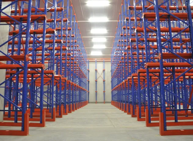Estantería de acero de alta resistencia para almacenamiento eficiente en almacenes