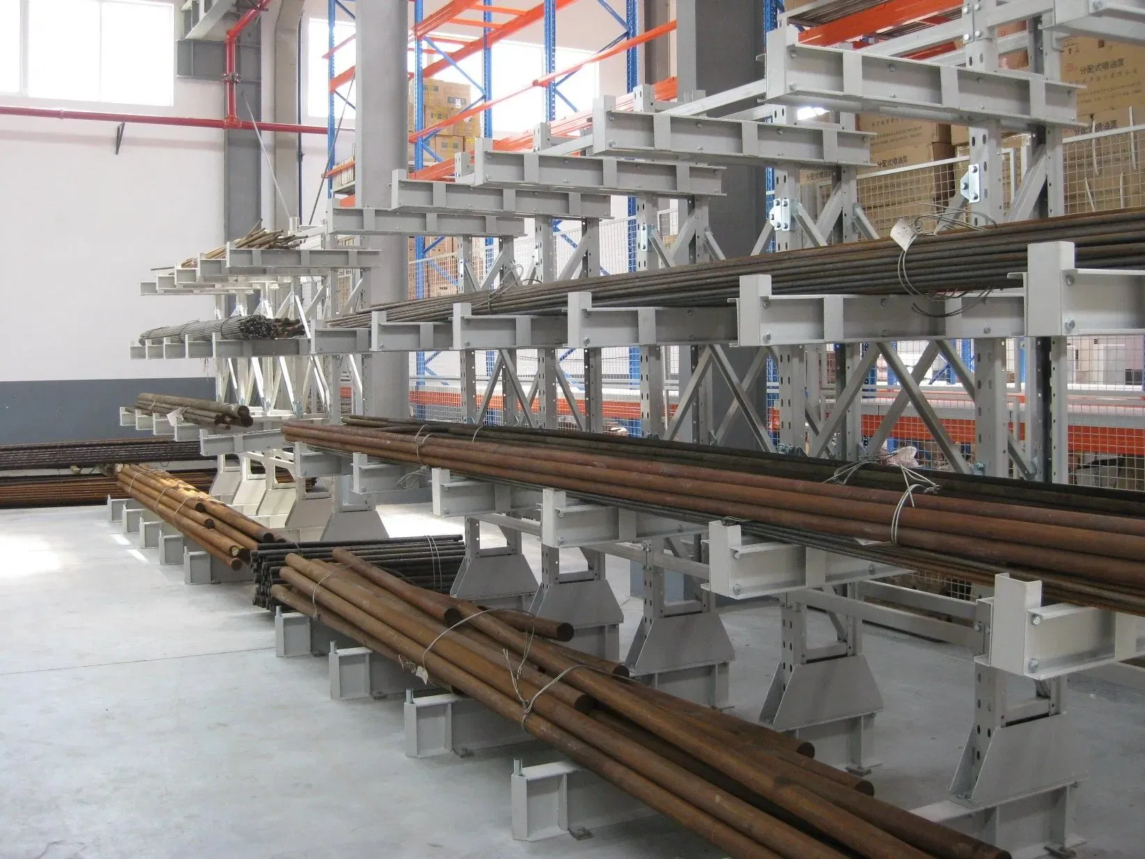 Estantes Cantilever Almacenamiento en Almacén Estantería Industrial Estante Cantilever de Alta Capacidad Estantería Cantilever Industrial para Almacenamiento Eficiente Proveedores de China