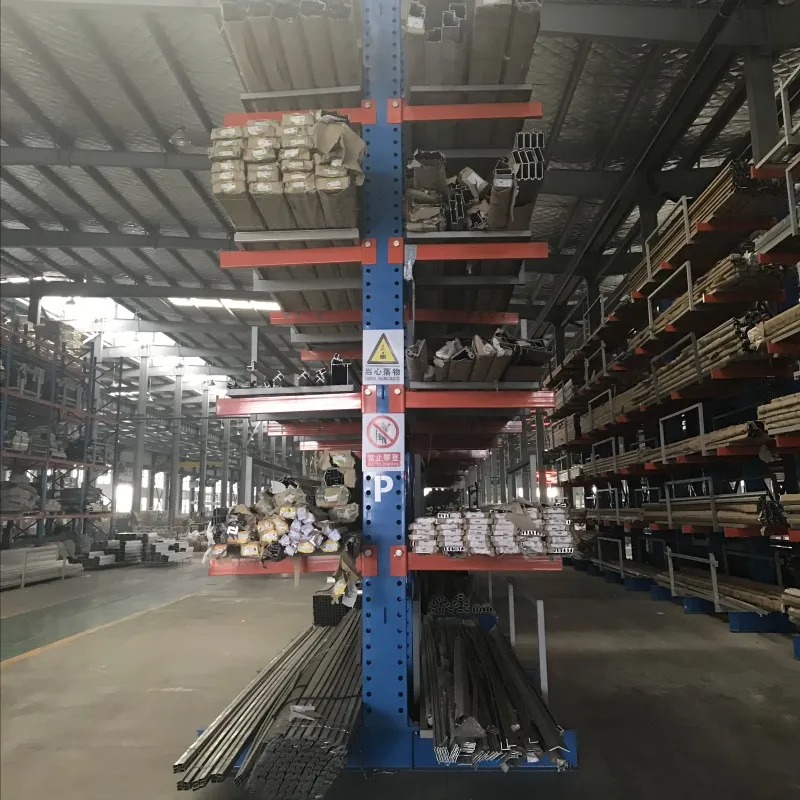 Estantería cantilever industrial