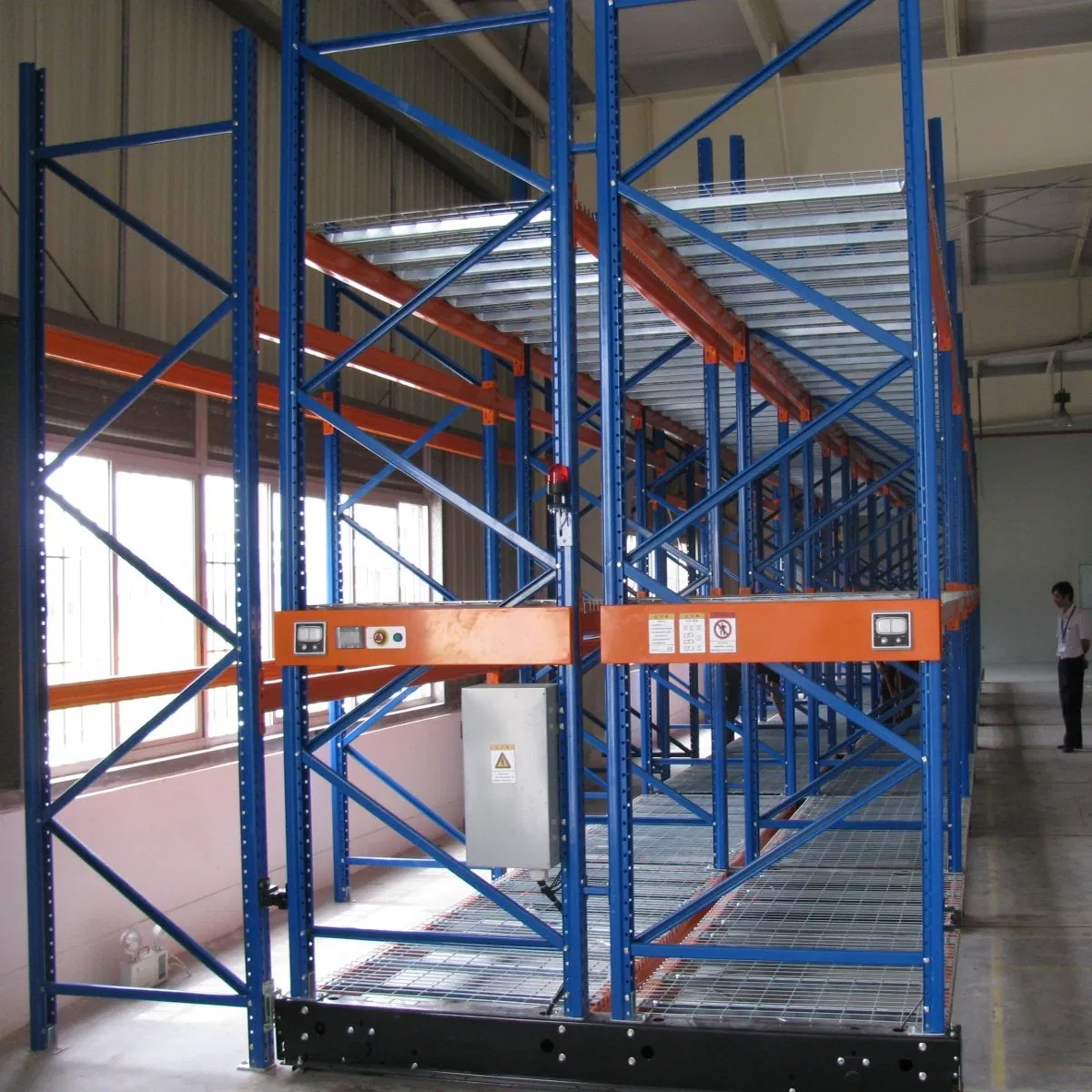 Soluciones de estanterías móviles de almacenamiento en almacenes de alta capacidad para estanterías de palets