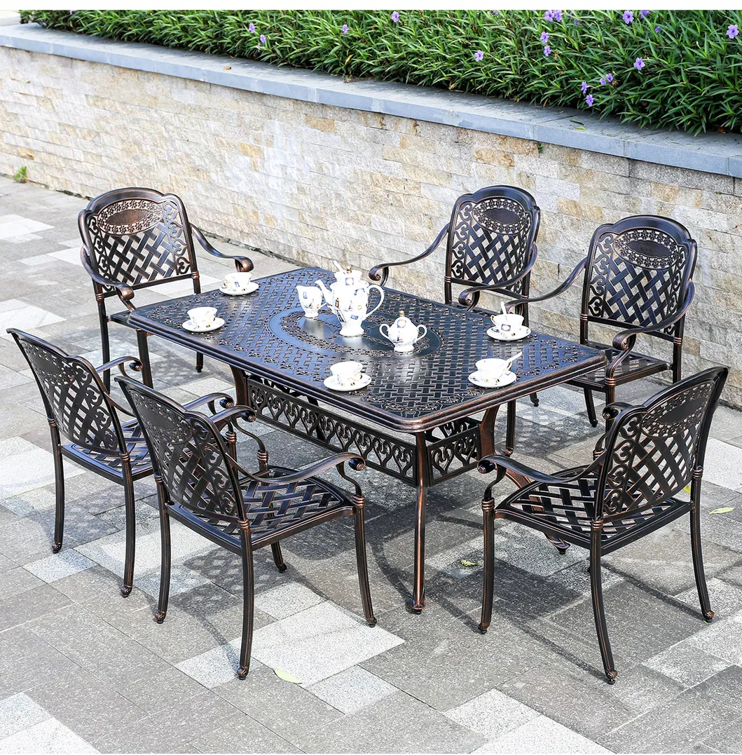 Outdoor Dining Set Courtyard
