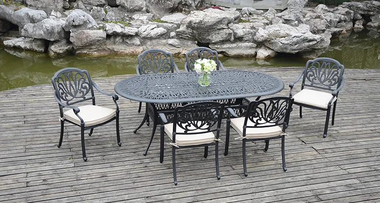 Outdoor Garden Furniture Details