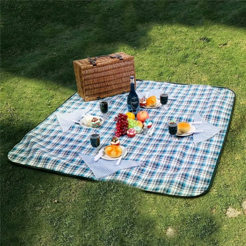 Insulated One Piece Engraved Small Rts Empty Christmas Hamper Outdoor Storage Baskets Wicker Rattan with Lid Picnic Basket