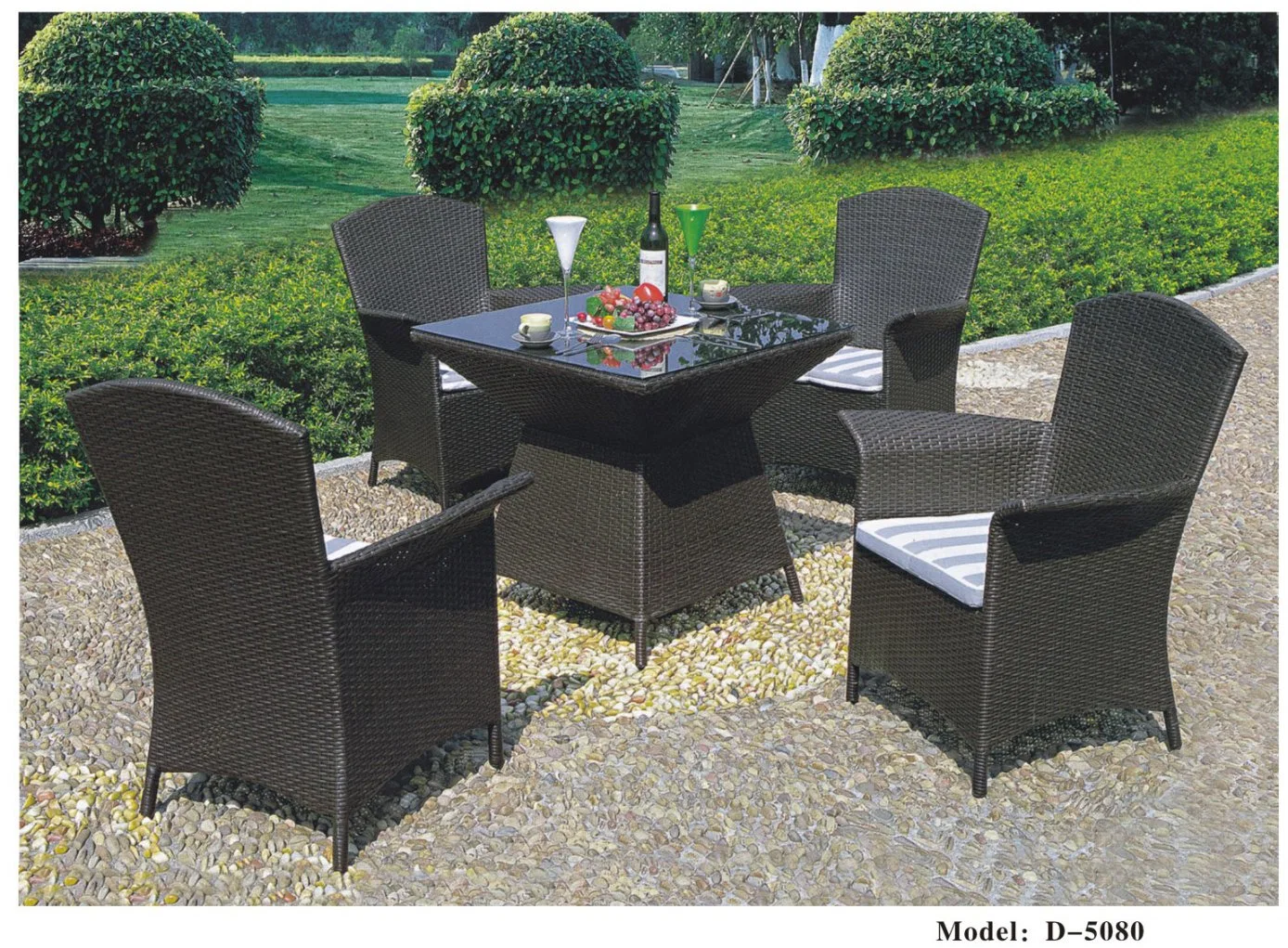 Classic Outdoor Coffee Table and Chairs Casual Hot Sale Wicker Beach Hotel
