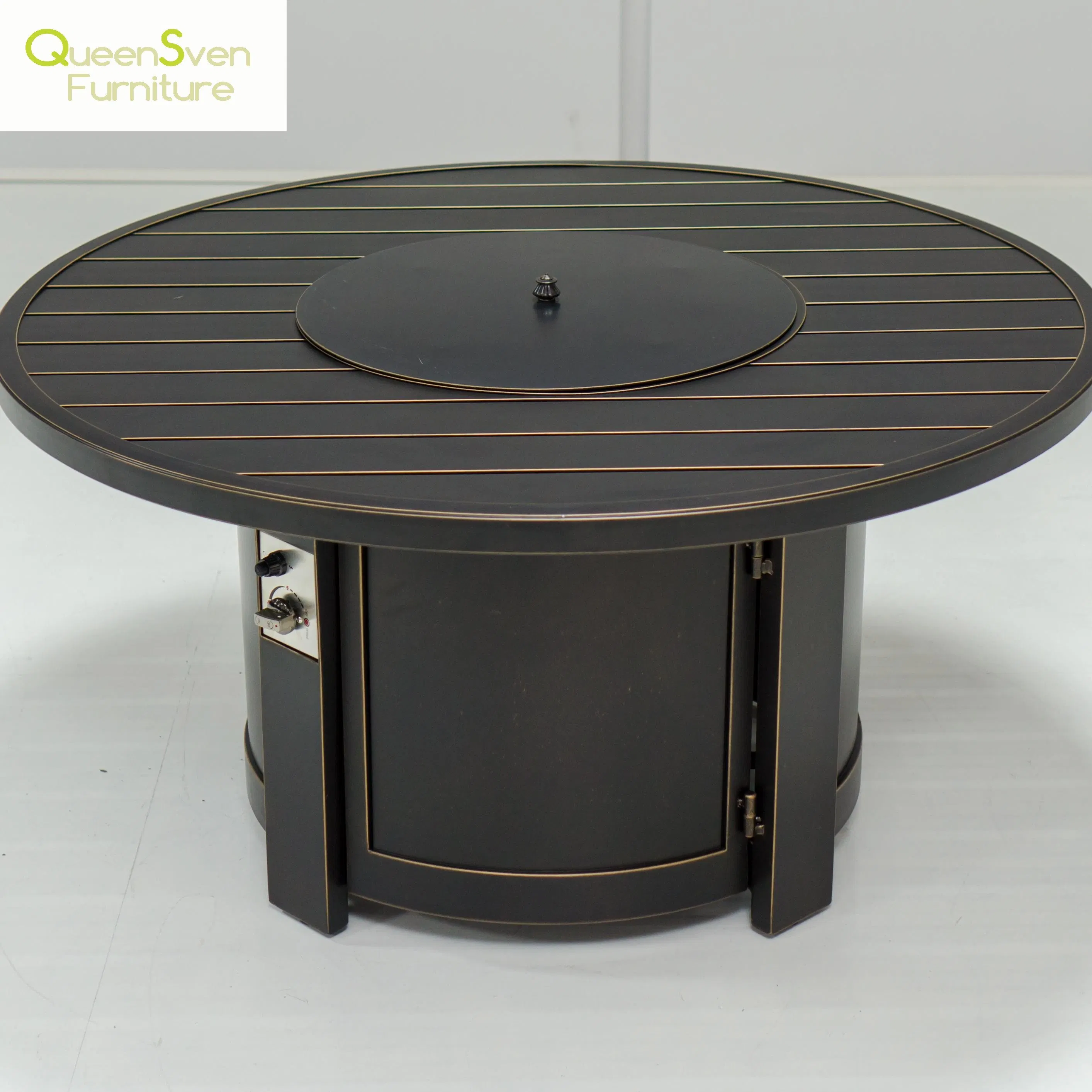 Premium Cast Aluminium Outdoor Dining Table with Fire Pit Design