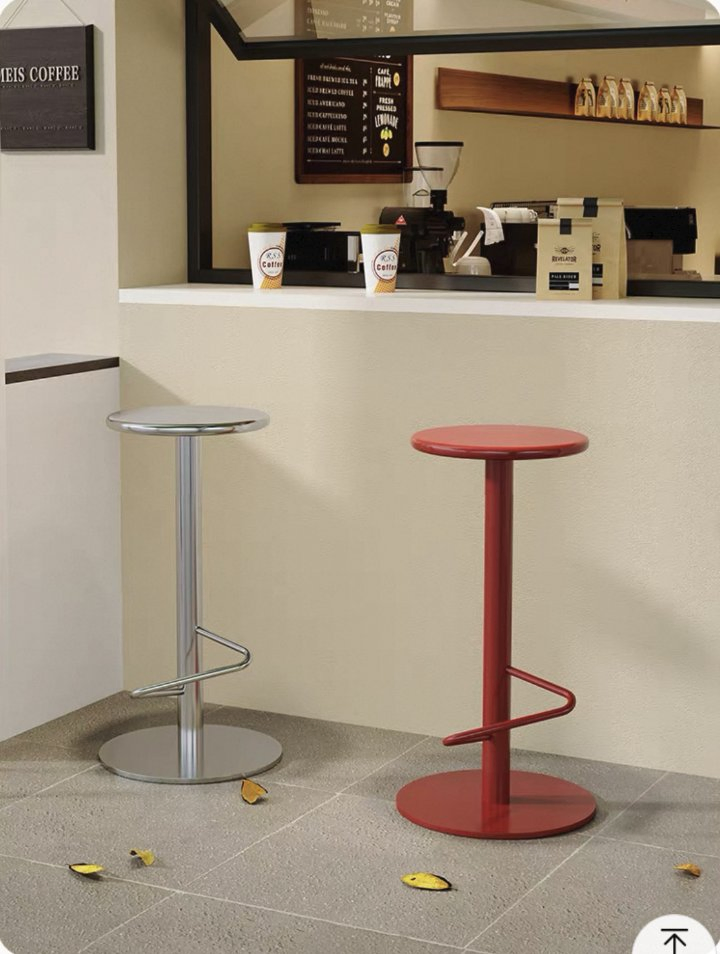 Stylish Outdoor Bar Counter Stool for Modern Coffee Shops