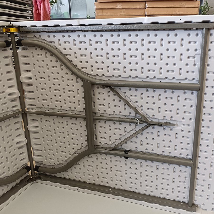 Cheap 6 FT Rectangle Foldable Outdoor White Plastic Folding Table Wholesale