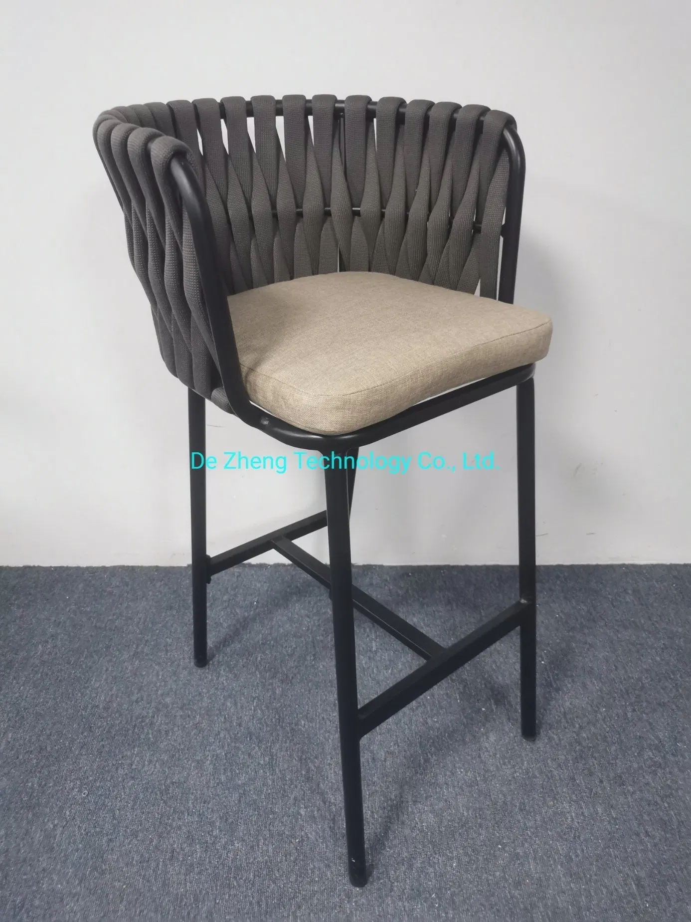 Factory Direct Sale Garden Bar Chair Fashion Commercial Rope Bar Stool Modern High Quality Outdoor Bar Stool