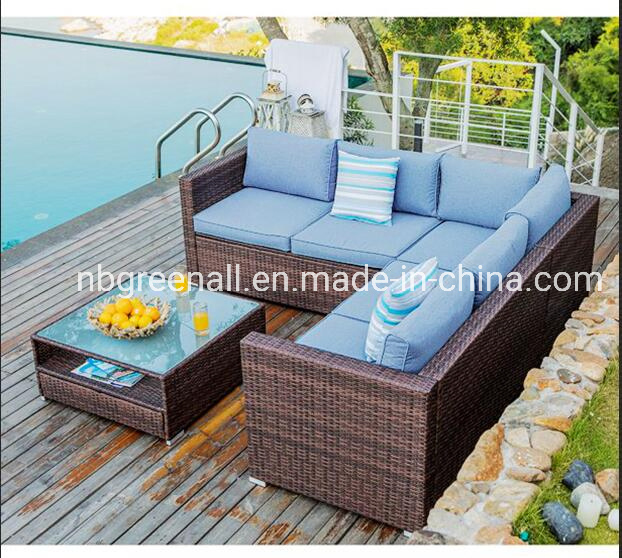 4-Piece Outdoor Garden Furniture Set Brown Wicker Sectional Sofa with Coffee Table, Cushions