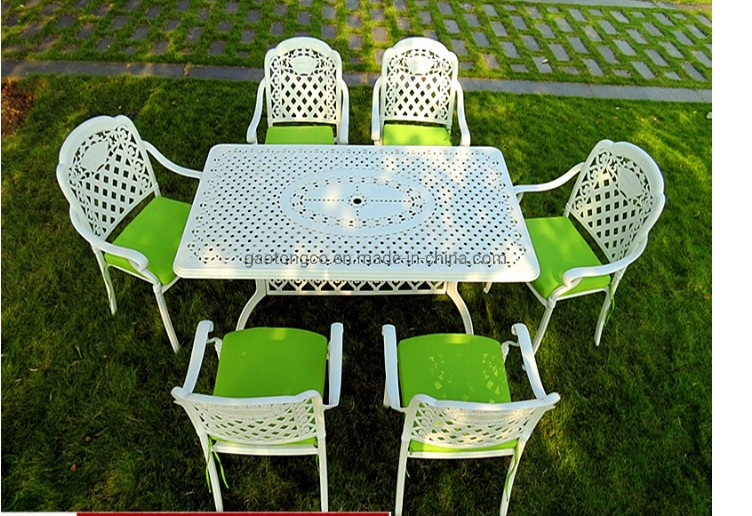 Outdoor Rustproof Dining Table Garden Chair Cast Iron Patio Bistro Table Set