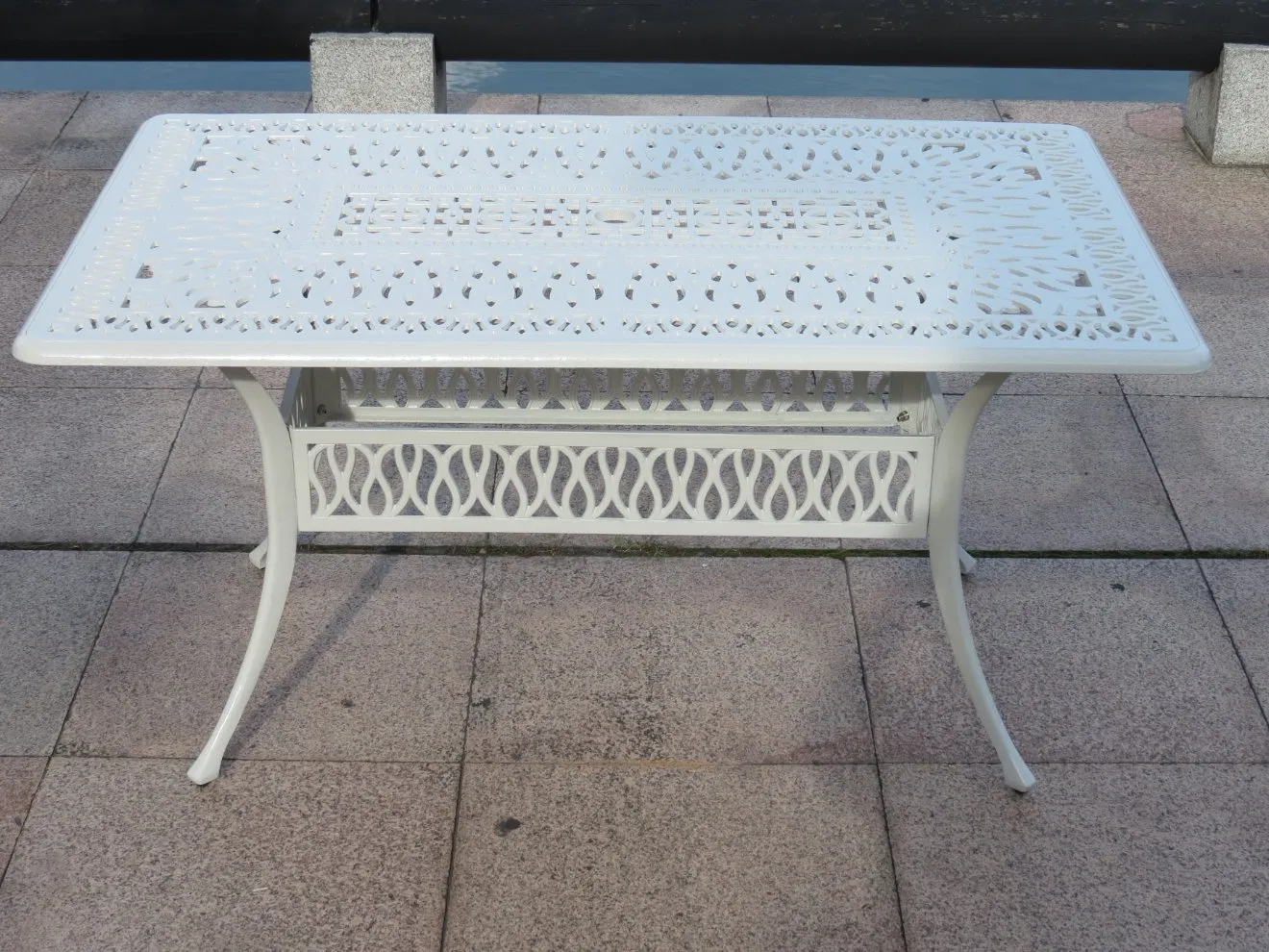 Die Cast Dining Table Garden Square Die Cast Aluminum Table Outdoor Home Furniture Modern Patio Long Table