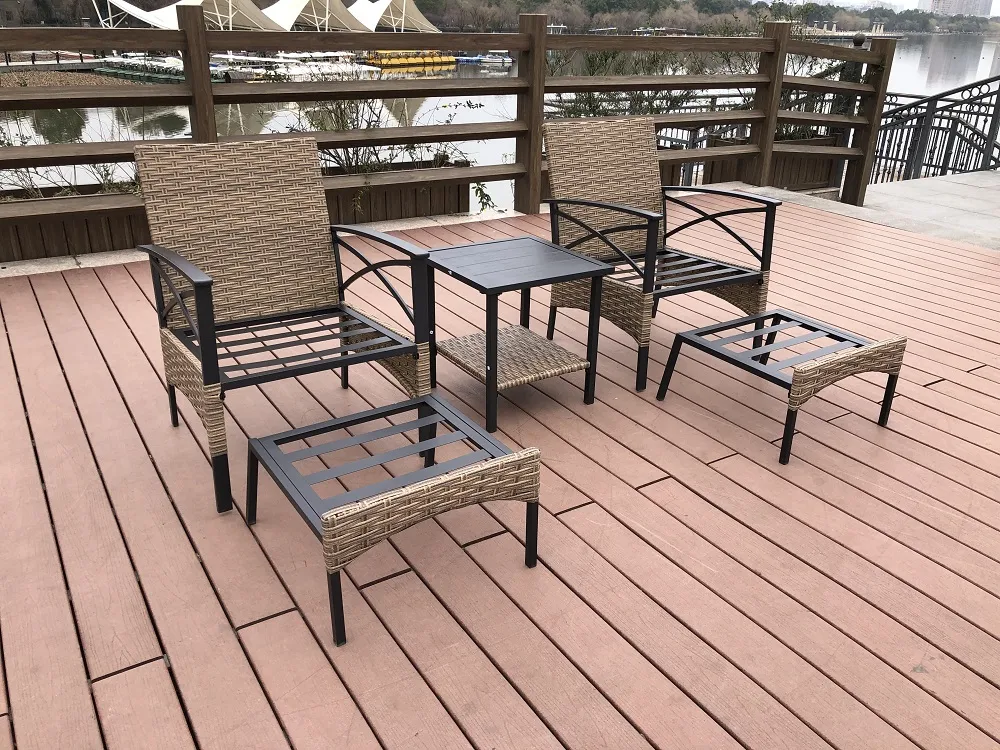 Outdoor Sofa Detail 2