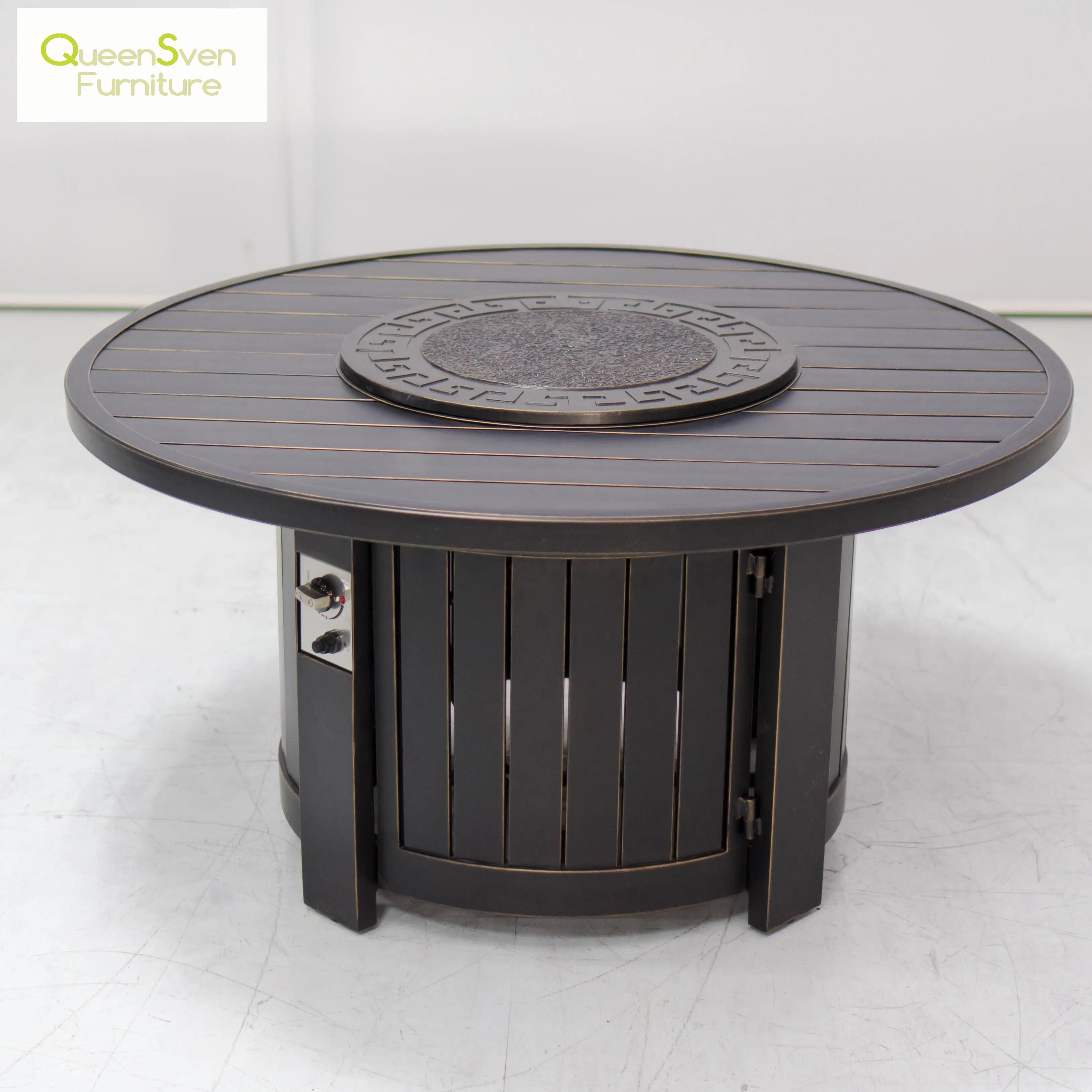 Premium Cast Aluminium Outdoor Dining Table with Fire Pit Design