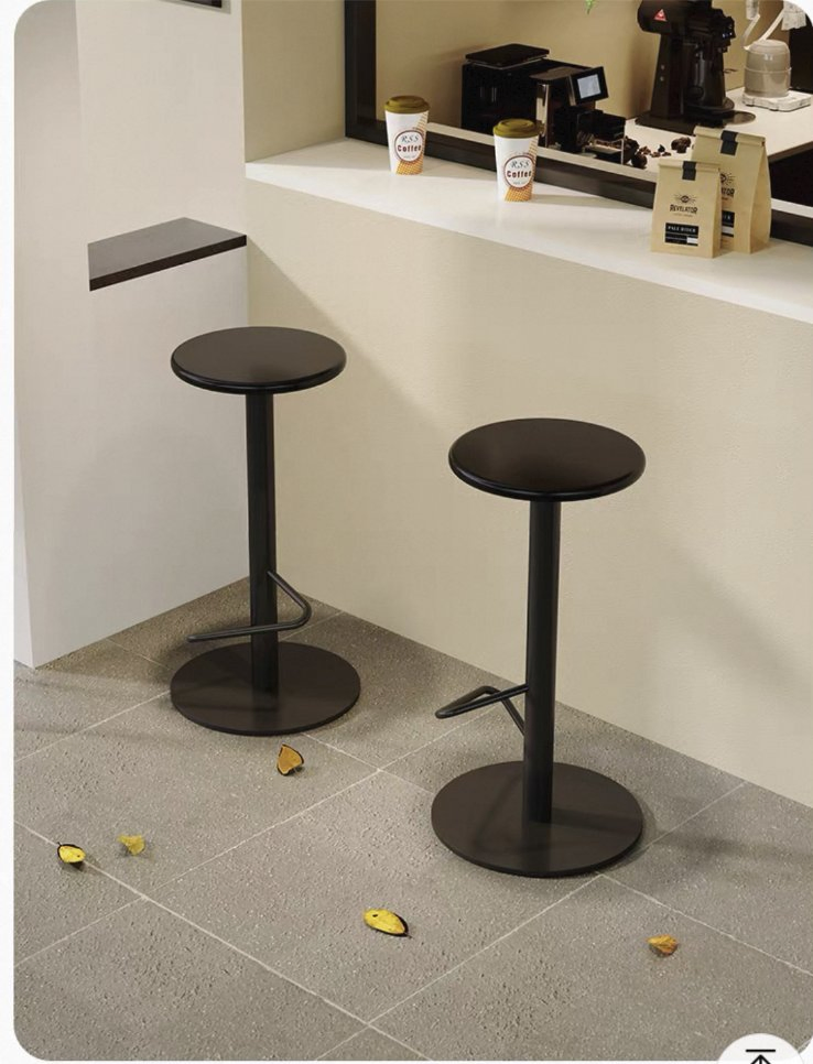 Stylish Outdoor Bar Counter Stool for Modern Coffee Shops