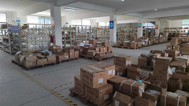 GKE Power solar street light for urban roads and highways