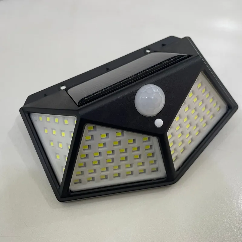 Solar Wall Light Feature 2