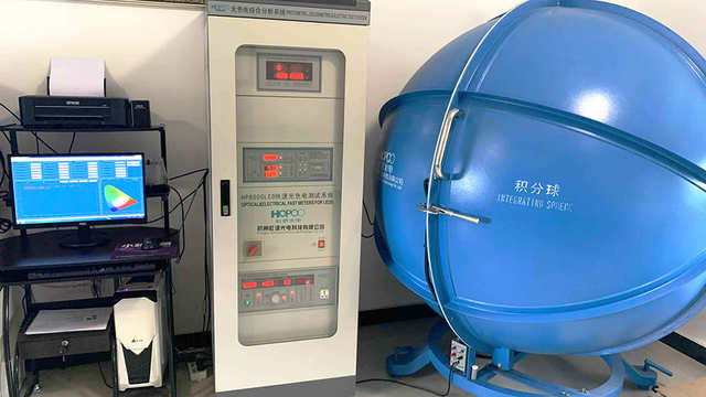 GKE Power solar wall light installed in residential community