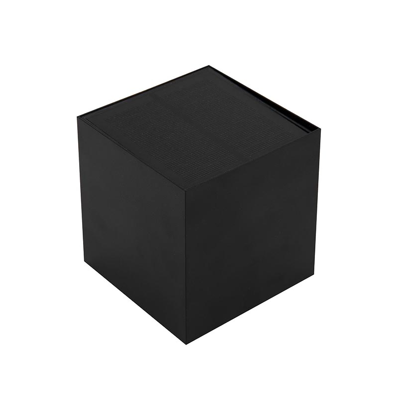 IP65 Outdoor Energy Saving Lamp 300lm600lm Solar Panel Light with Motion Sensor