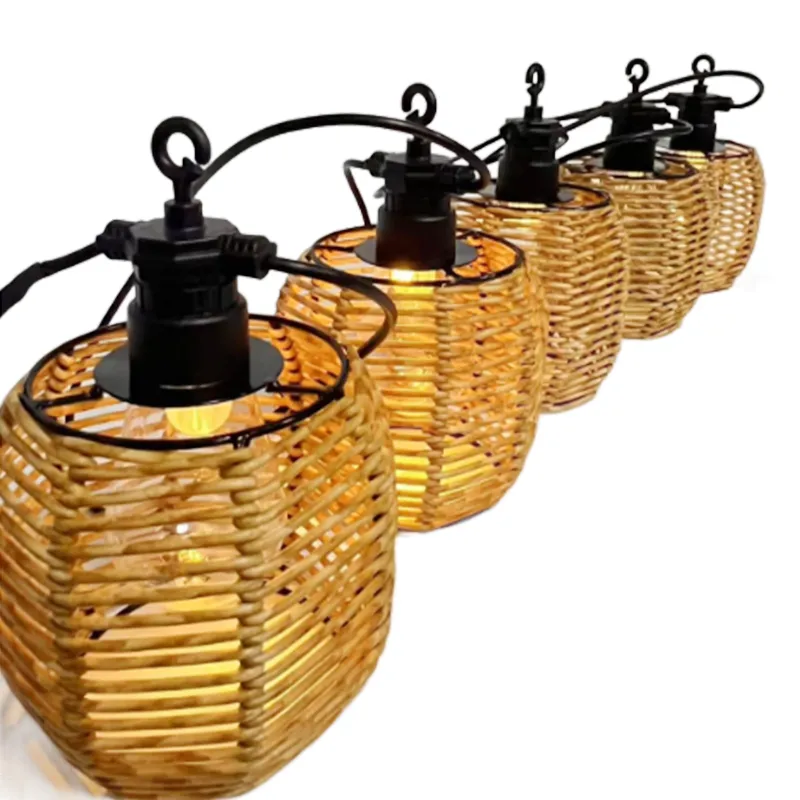 Solar Rattan Light Detail 1