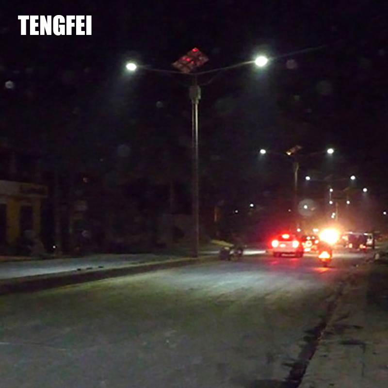 High Brightness 100W IP65 Split Material Convenient for Road Garden Parking Garage-Solar Street Lights