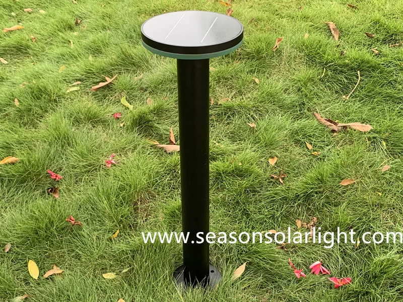 Solar Garden Light detail 1