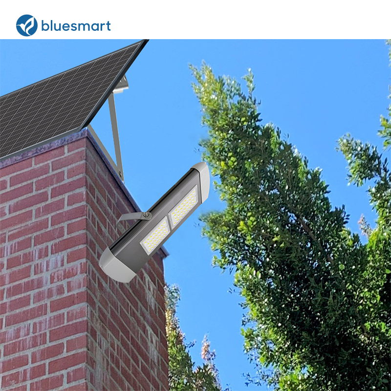 Bluesmart IP65 4000K Solar Outdoor LED Flood Street Light