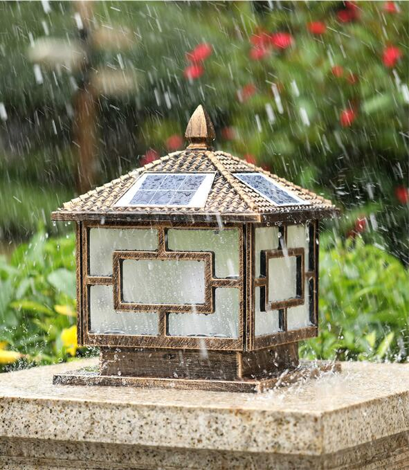 Outdoor Decorative Solar Pillar Light, Solar Fence Post Light Gate for Garden