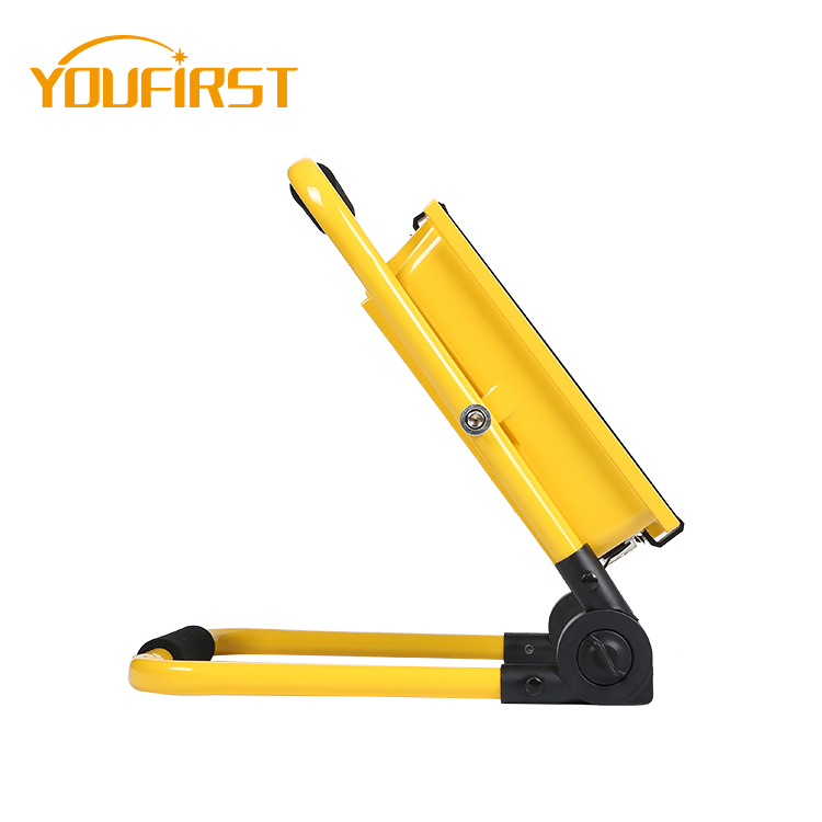 Super Quality Wholesale Price Warehouse Camping 100W All in One Solar LED Flood Light