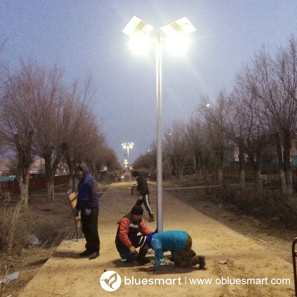 Aluminum Outdoor Solar LED Garden Moon Post Wall Light for Courtyard