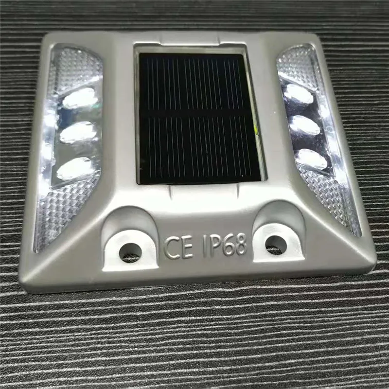Solar Driveway Deck Light