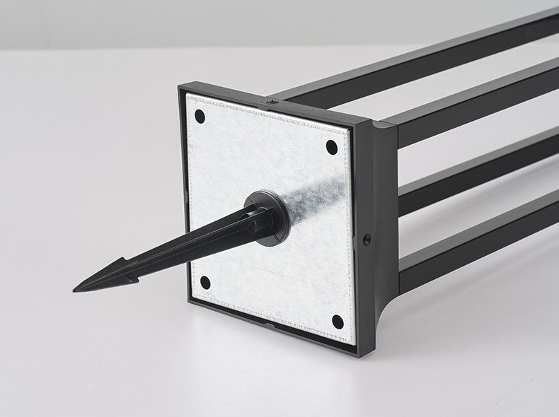 IP65 Waterproof Outdoor Garden 2W Solar LED Lawn Bollard Lights with Spike