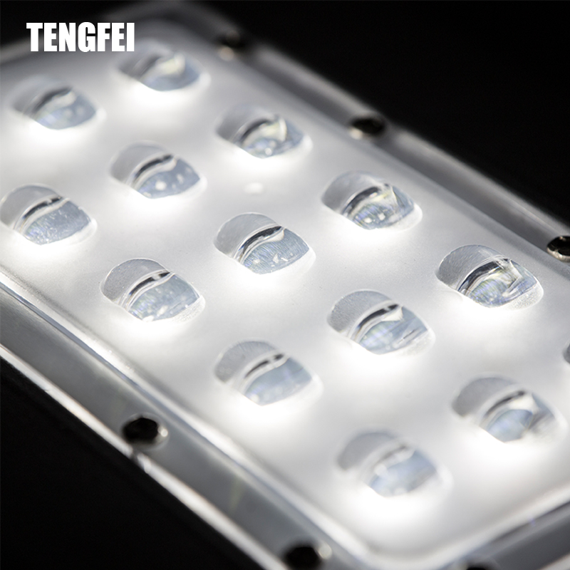 Residential Road Parking Lot Integrated LED Solar Panel Street Light IP65 Outdoor