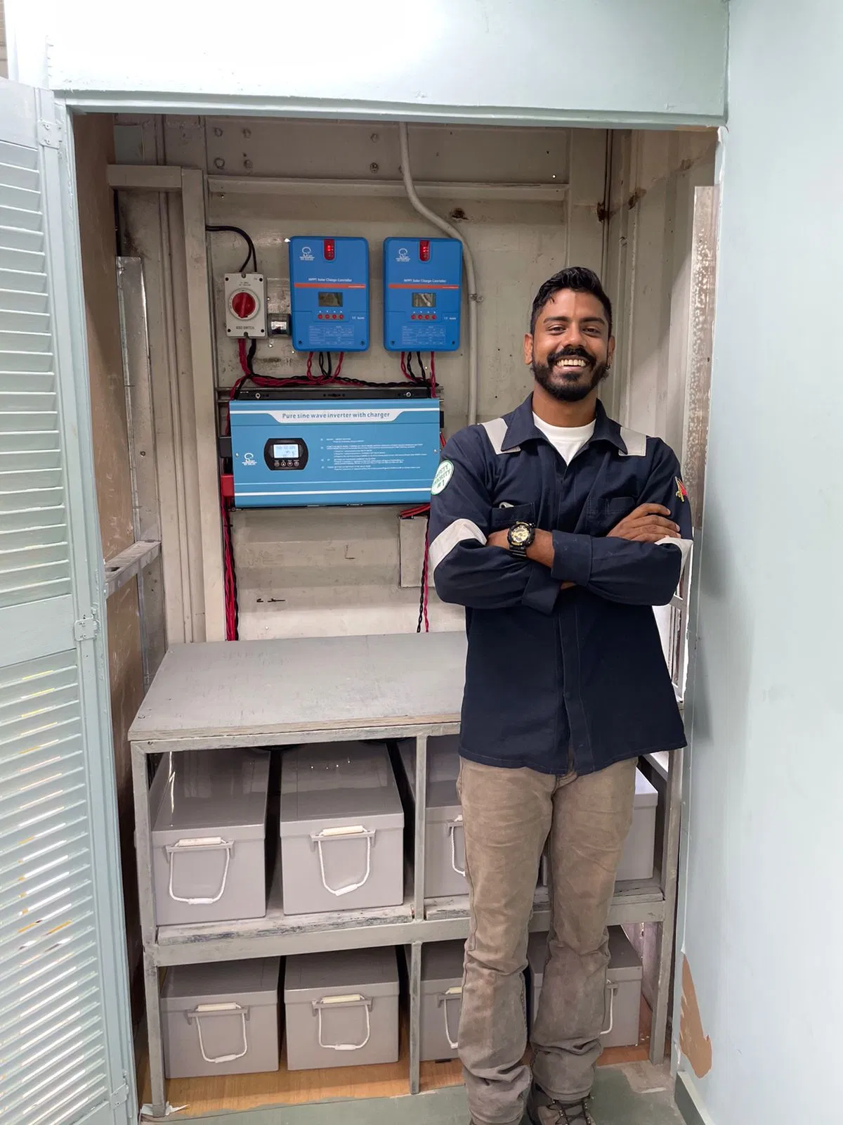 Customized New Battery Panel Lighting Energy Home Portable Solar Power System with CE