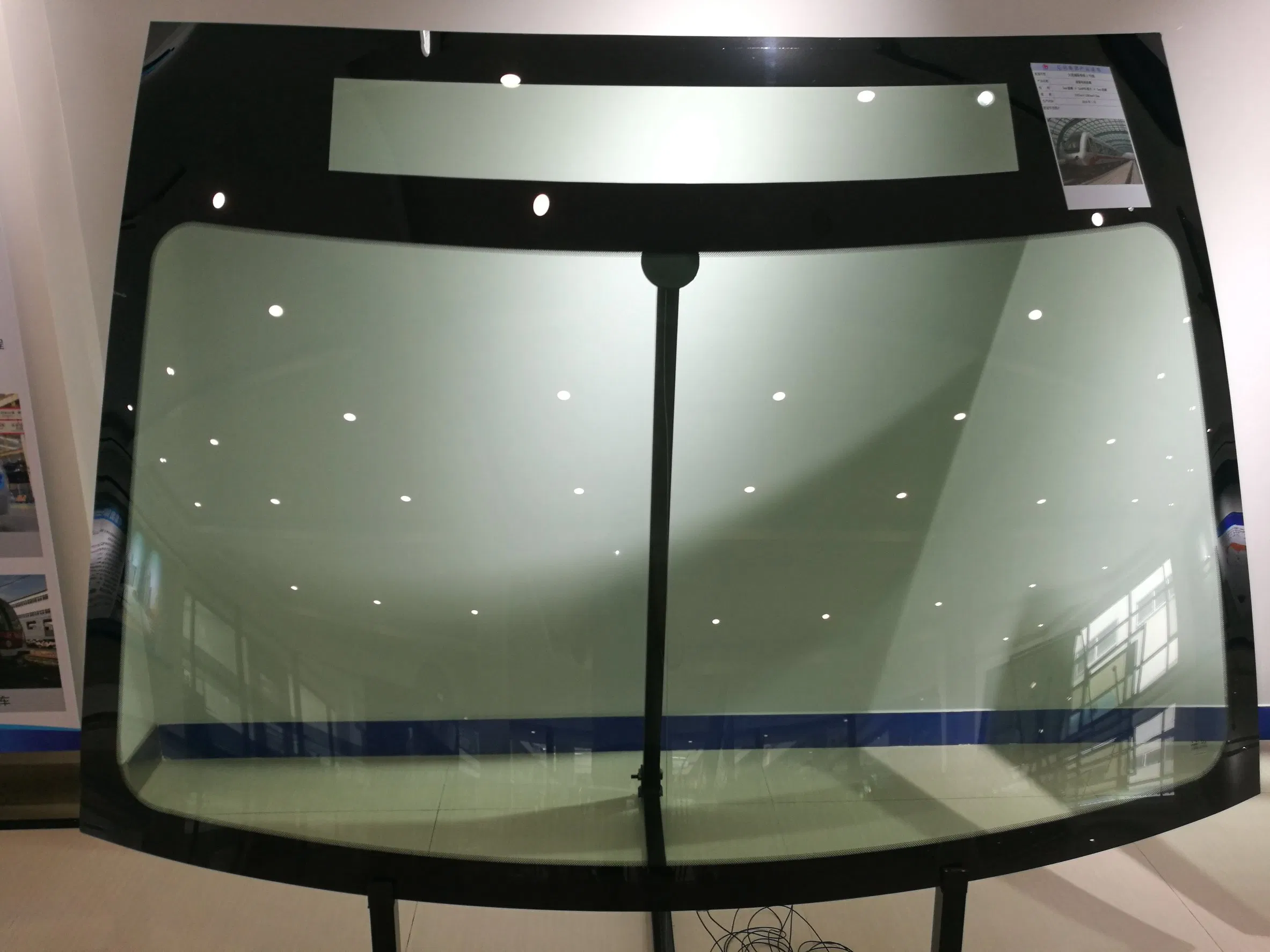 Electric Heated Windshield for Rail Transit Vehicles