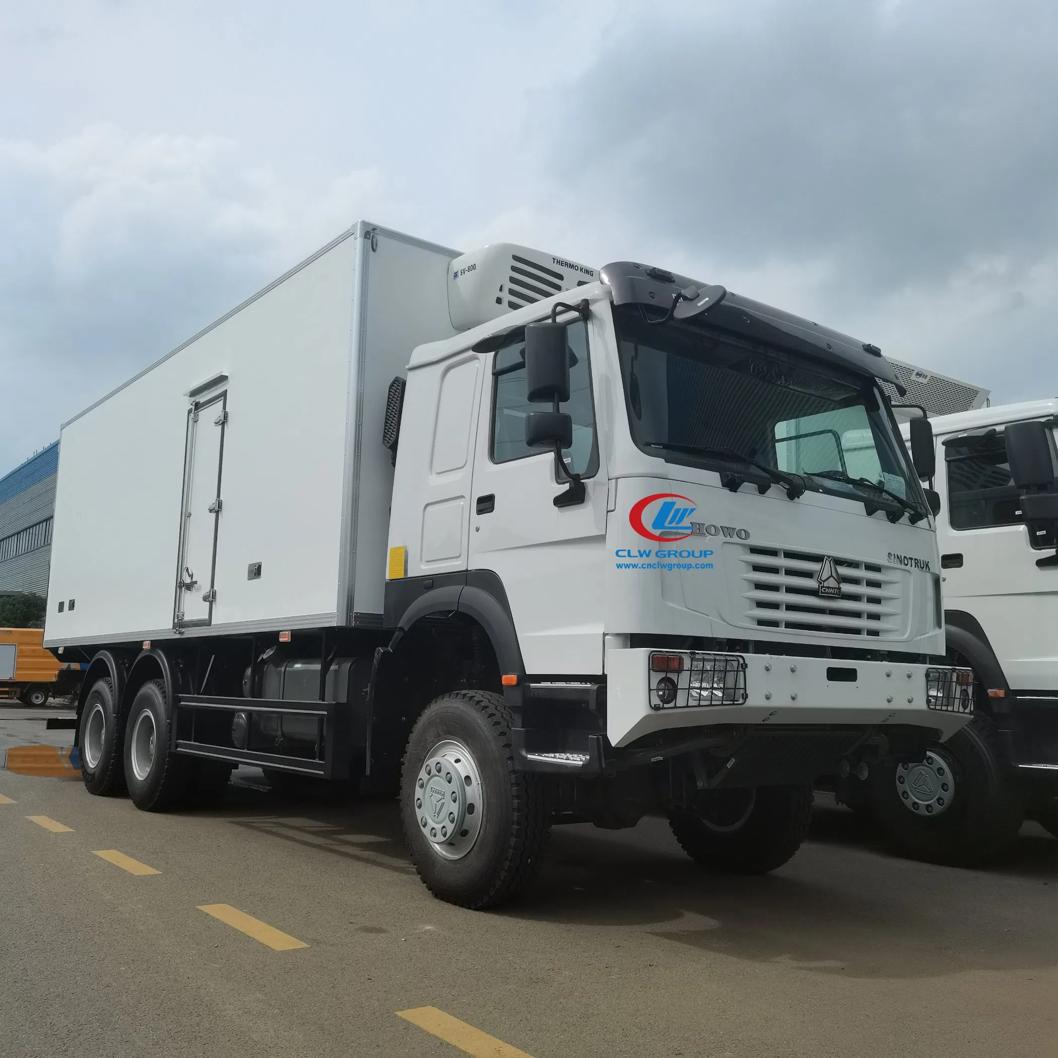 Sinotruk HOWO 6X4 10 Wheeler 20tons Carrier Truck Heavy Duty Refrigeration Unit Freezing Van Delivery Truck